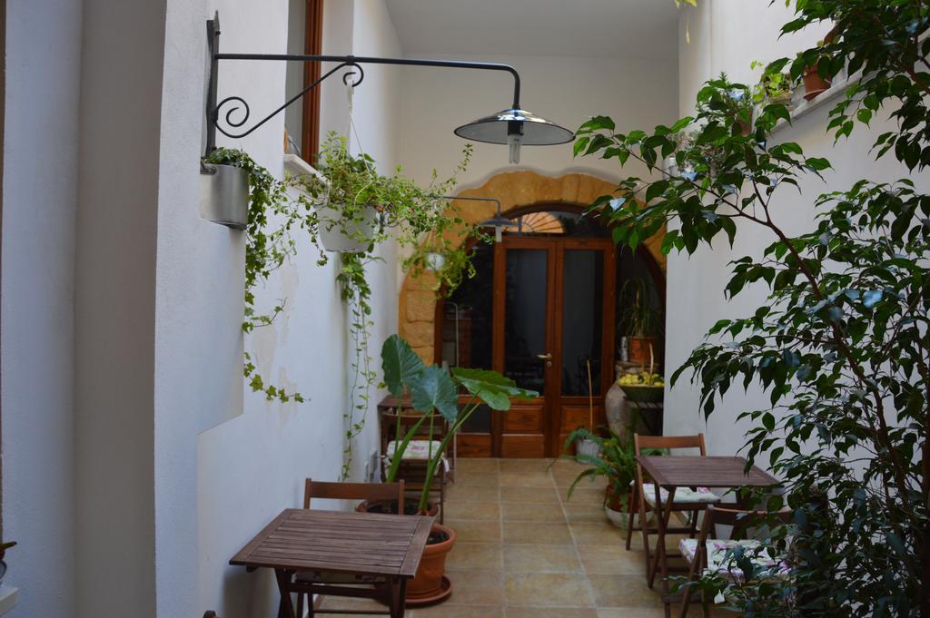 Couette-café Arco Ubriaco 3*